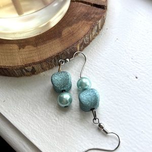 DAINTY BLUE EARRINGS